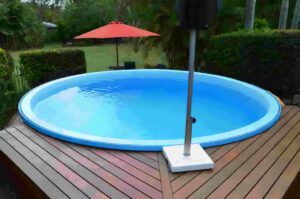 Plunge Pool with Deck Umbrella
